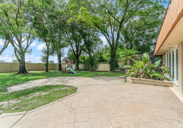 4th image of 229 Flame Ave, Maitland, FL 32751 | MLS# O6422450