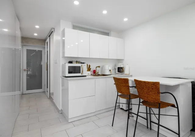 Homes for sale in Carolina, PR | 4633 Av Isla Verde #105, Carolina, PR 00979 | MLS# PR9122568