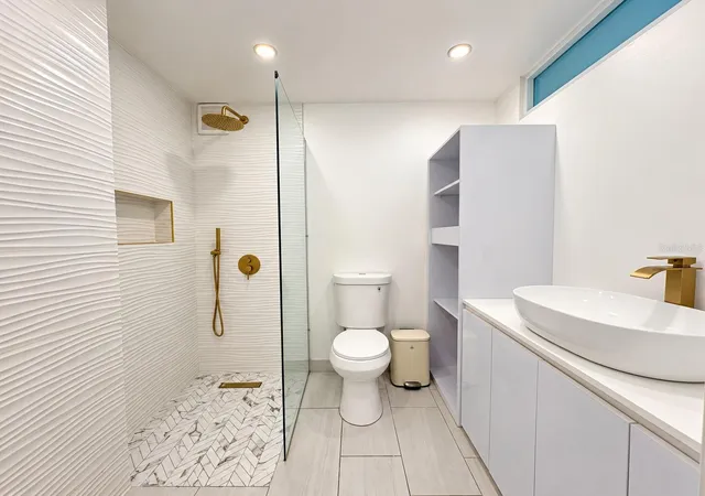Photo 4 of Condo for sale at 4633 Av Isla Verde #105, Carolina, PR 00979 | MLS# PR9122568 | Listing updated on 2026-10-21