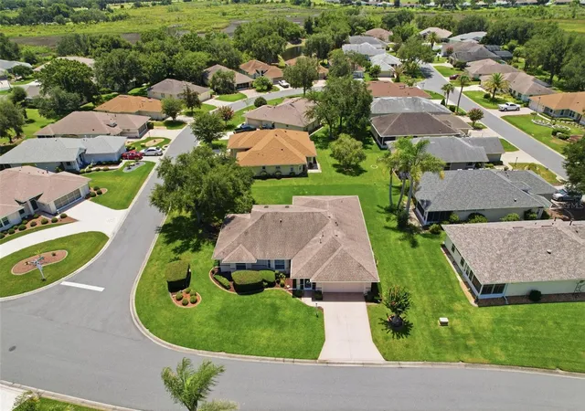 Photo 2 of Single family home for sale at 4646 Inverness Dr, Leesburg, FL 34748 | MLS# G5114682 | Listing updated on 2026-08-05