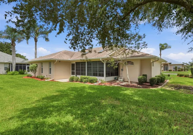 Photo 3 of Single family home for sale at 4646 Inverness Dr, Leesburg, FL 34748 | MLS# G5114682 | Listing updated on 2026-08-05