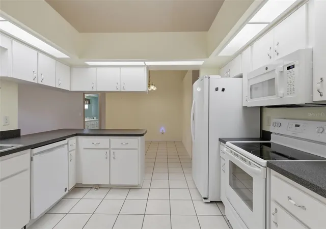 Photo 4 of Single family home for sale at 4646 Inverness Dr, Leesburg, FL 34748 | MLS# G5114682 | Listing updated on 2026-08-05