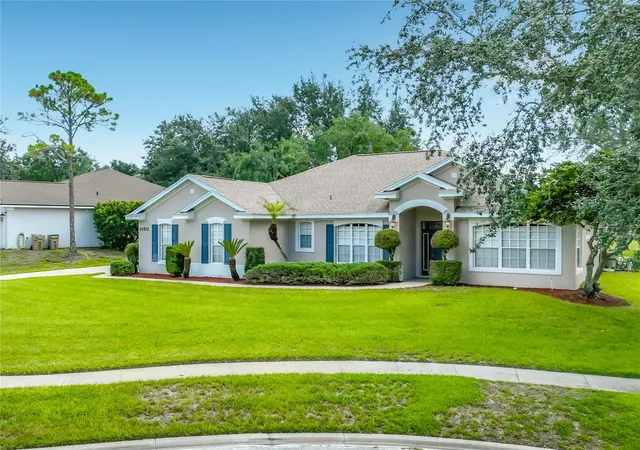 Homes for sale in Clermont, FL | 10512 Via Milano Ct, Clermont, FL 34711 | MLS# G5114683