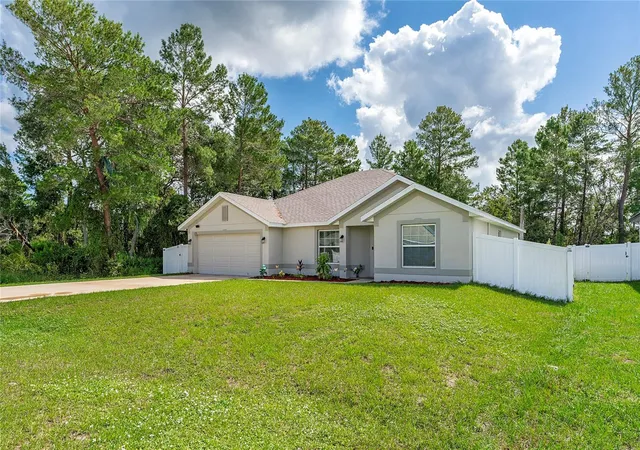 Photo 2 of Single family home for sale at 236 Elm Ct, Kissimmee, FL 34759 | MLS# S5153090 | Listing updated on 2026-09-05
