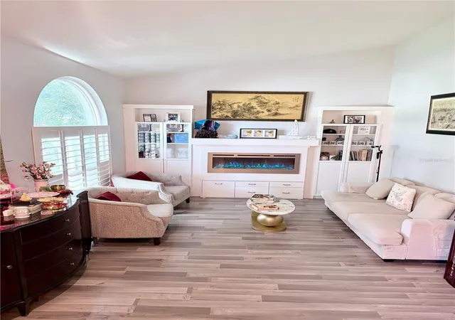 5th image of 1808 Powder Ridge Dr, Valrico, FL 33594 | MLS# W7887350