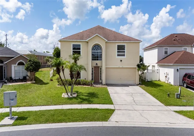 Photo 1 of Single family home for sale at 2121 Blackstone Landing Dr, Kissimmee, FL 34758 | MLS# S5153093 | Listing updated on 2026-10-30