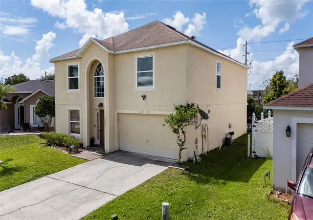 Photo 1 of Single family home for sale at 2121 Blackstone Landing Dr, Kissimmee, FL 34758 | MLS# S5153093 | Listing updated on 2026-10-30