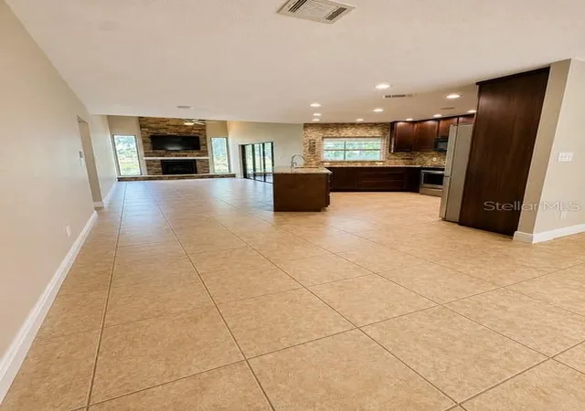 Photo 3 of Single family home for sale at 3109 Reseda Ct, Tampa, FL 33618 | MLS# O6422478 | Listing updated on 2026-10-07