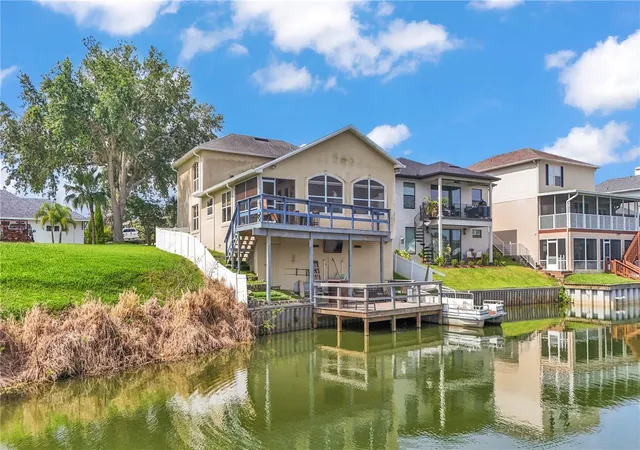 Photo 1 of Single family home for sale at 601 Peninsular Dr, Lakeland, FL 33813 | MLS# R4911568 | Listing updated on 2026-09-14