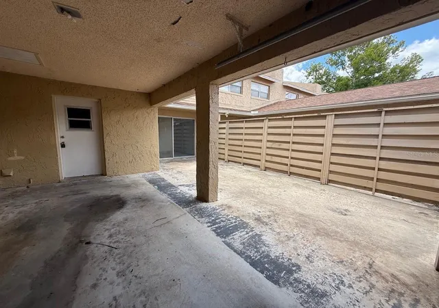 3rd image of 895 Park Lake Cir #75, Maitland, FL 32751 | MLS# O6422482