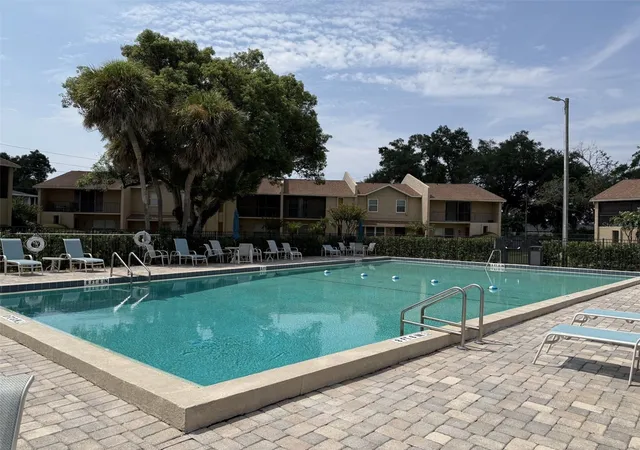 4th image of 895 Park Lake Cir #75, Maitland, FL 32751 | MLS# O6422482