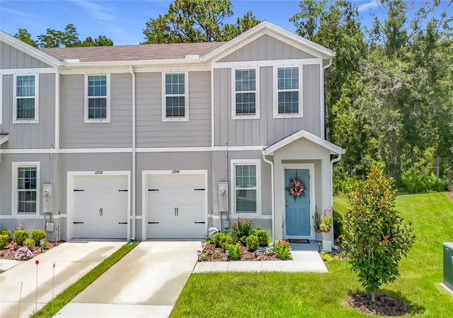 1st image of 11994 Grizzly Ln, New Port Richey, FL 34654 | MLS# W7887352