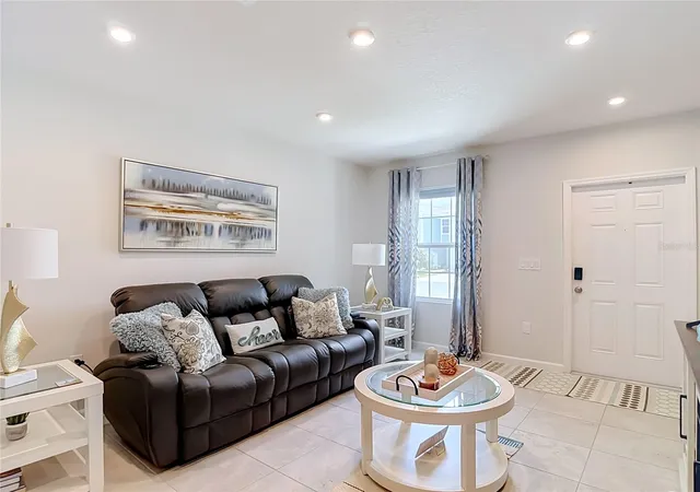 Photo 4 of Townhouse for sale at 12000 Grizzly Ln, New Port Richey, FL 34654 | MLS# W7887353 | Listing updated on 2026-08-17