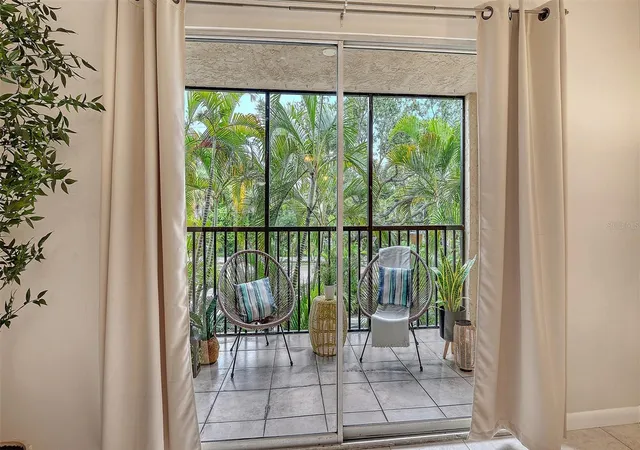 4th image of 3700 S Osprey Ave #222, Sarasota, FL 34239 | MLS# A4699097