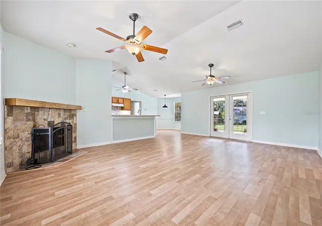 Photo 4 of Single family home for sale at 16603 SW 15th Avenue, Newberry, FL 32669 | MLS# GC541711 | Listing updated on 2026-08-17