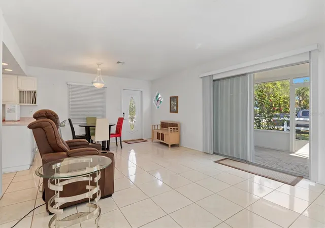 Photo 4 of Single family home for sale at 8126 Riverside Dr, Punta Gorda, FL 33982 | MLS# C7528081 | Listing updated on 2026-09-25