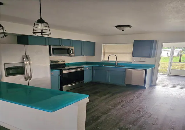 Photo 3 of Sale Pending at 1167 Memorial Dr, Avon Park, FL 33825 | MLS# TB8526085 | Listing updated on 2026-09-30