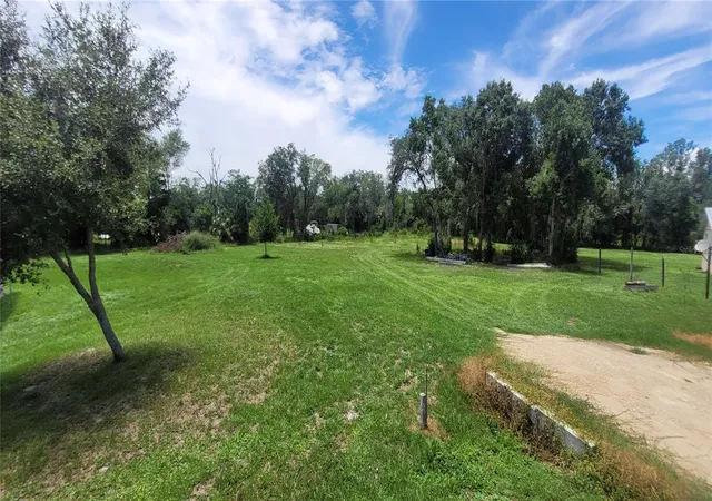 1st image of 2298 Sw Lois Ave, Arcadia, FL 34266 | MLS# C7528082