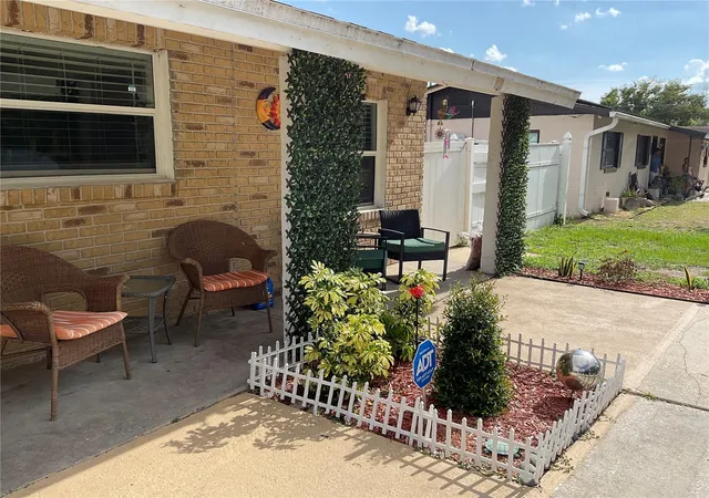 2nd image of 837 Campello St, Altamonte Springs, FL 32701 | MLS# O6422508