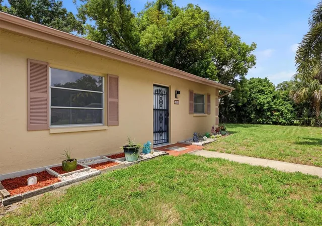 Condo for sale at 4538 Pawnee Trl #197, SARASOTA, FL 34233 | MLS# A4699105
