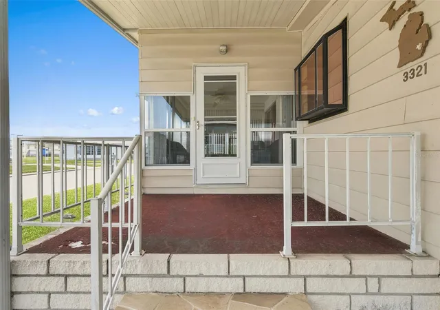 2nd image of 3321 Chatford Dr, Holiday, FL 34690 | MLS# TB8526091