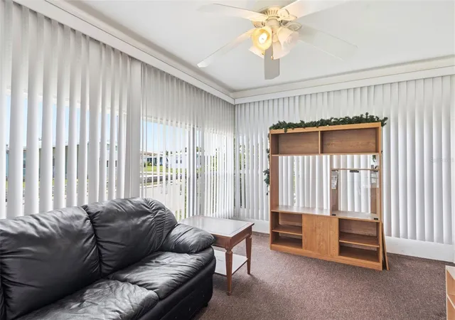 3rd image of 3321 Chatford Dr, Holiday, FL 34690 | MLS# TB8526091