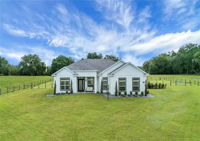 3rd image of 10757 County Road 223, Oxford, FL 34484 | MLS# G5114692