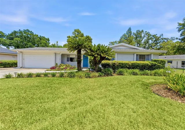 Photo 1 of Single family home for sale at 10603 Orange Grv Dr, Tampa, FL 33618 | MLS# TB8526115 | Listing updated on 2026-09-13