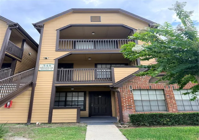 Homes for sale in Altamonte Springs, FL | 345 Forestway Cir #107, Altamonte Springs, FL 32701 | MLS# V4950049
