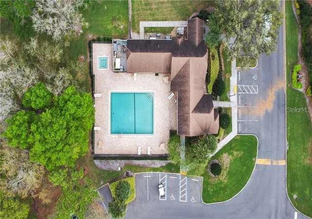 Homes for sale in Altamonte Springs, FL | 345 Forestway Circle, Altamonte Springs, FL 32701 | Houzeo