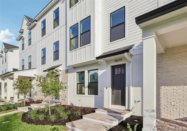 Photo 2 of Townhouse for sale at 15075 Groveside Rd, Winter Garden, FL 34787 | MLS# O6422529 | Listing updated on 2026-09-29