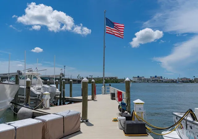 Homes for sale in St Petersburg, FL | 601 American Legion Dr #15, St Petersburg, FL 33708 | MLS# TB8526126