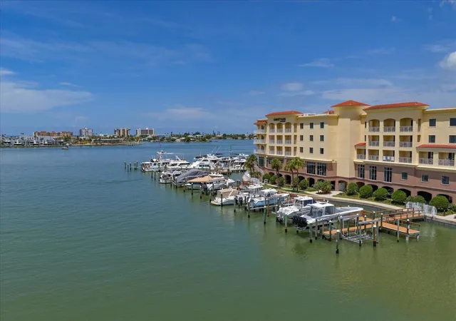 Homes for sale in St Petersburg, FL | 601 American Legion Dr #15, St Petersburg, FL 33708 | MLS# TB8526126