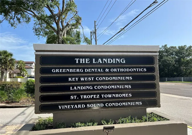 Photo 3 of Condo for sale at 956 Salt Pond Pl #204, Altamonte Springs, FL 32714 | MLS# O6422535 | Listing updated on 2026-08-30