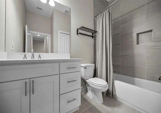 3rd image of 726 Grand Cypress Ln, Tarpon Springs, FL 34689 | MLS# TB8526131