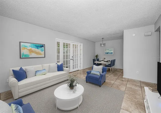 3rd image of 1960 Union St #5, Clearwater, FL 33763 | MLS# TB8526137