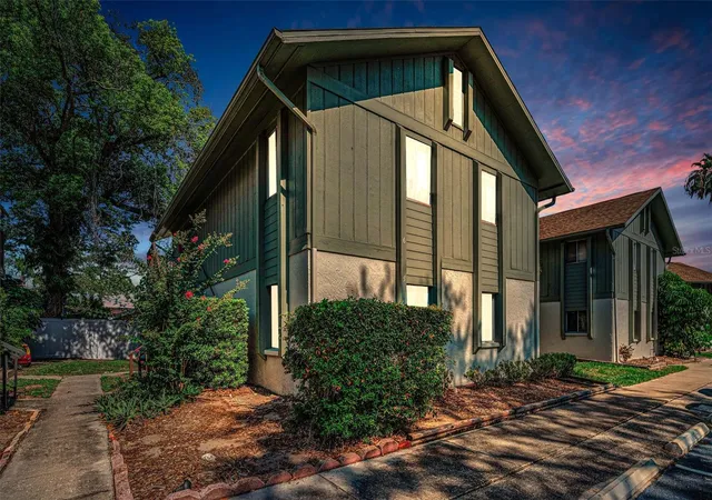 1st image of 1960 Union St #5, Clearwater, FL 33763 | MLS# TB8526137