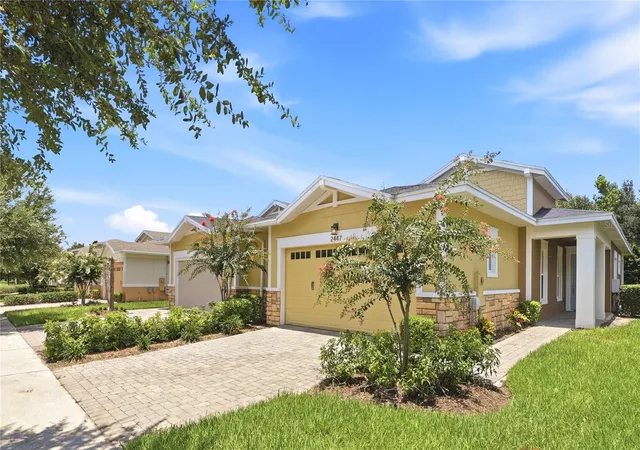 Photo 1 of Single family home for sale at 2447 Yellow Brick Rd, Saint Cloud, FL 34772 | MLS# S5153109 | Listing updated on 2026-07-16