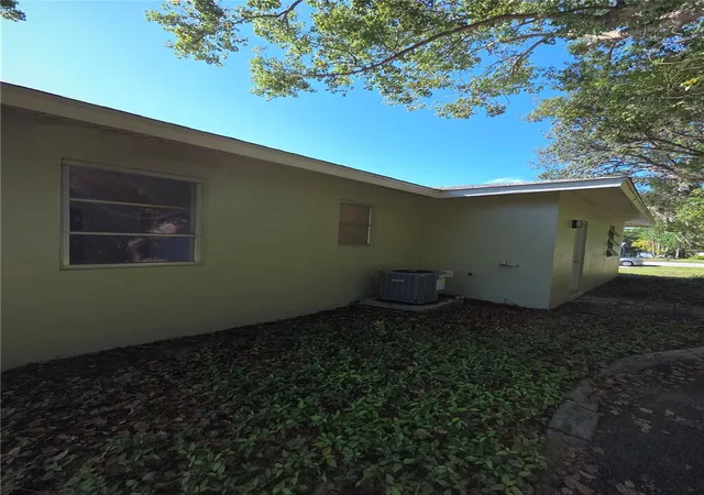 3rd image of 9091 N Golfview Dr, Citrus Springs, FL 34434 | MLS# OM727964