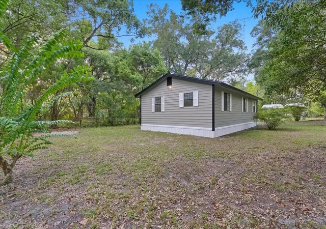17th image of 21445 Se 64th Ave, Hawthorne, FL 32640 | MLS# GC541721