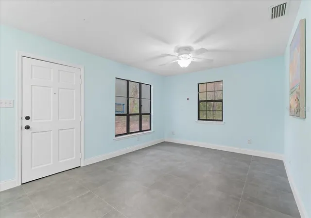 3rd image of 21445 Se 64Th Ave, Hawthorne, FL 32640 | MLS# GC541721