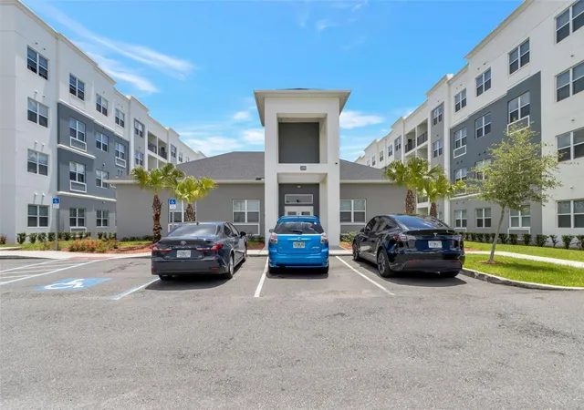 Photo 3 of Condo for sale at 1220 Southstation Pl #207, Orlando, FL 32809 | MLS# O6422546 | Listing updated on 2026-08-10