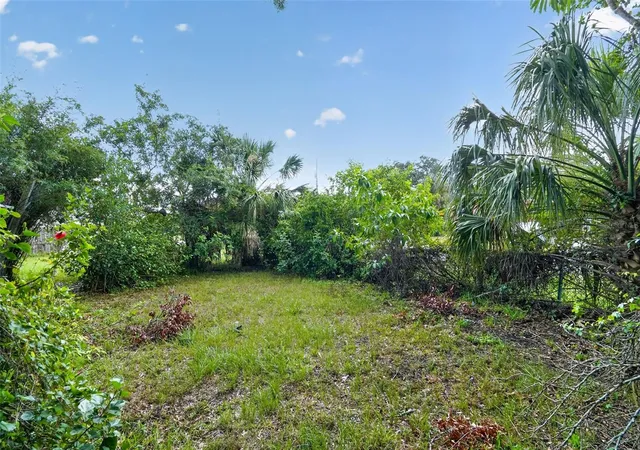 Homes for sale in Ruskin, FL | 509 Domino Dr N, Ruskin, FL 33570 | MLS# A4699121
