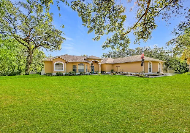 Homes for sale in Weeki Wachee, FL | 10301 Fox Sparrow Ave, Weeki Wachee, FL 34613 | MLS# W7887363