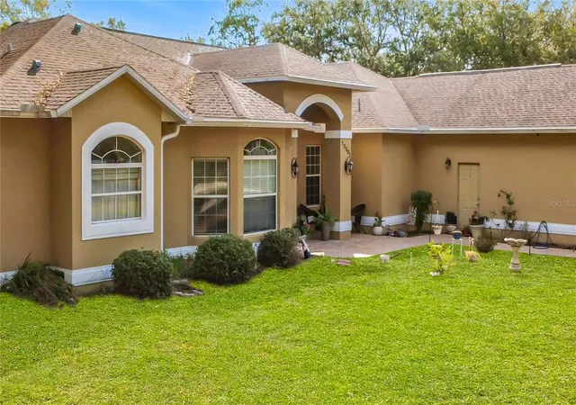 Homes for sale in Weeki Wachee, FL | 10301 Fox Sparrow Ave, Weeki Wachee, FL 34613 | MLS# W7887363