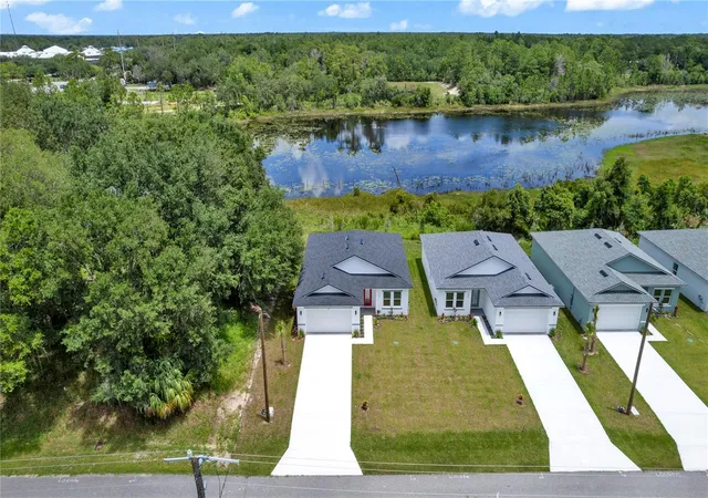Homes for sale in Osteen, FL | 132 11th Ave, Osteen, FL 32764 | MLS# V4950053