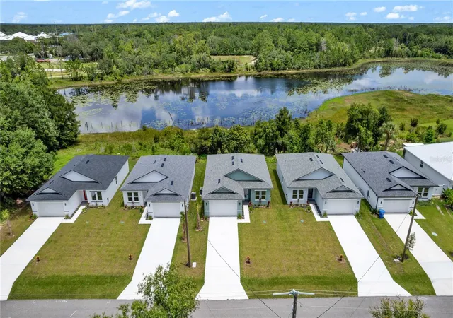 Homes for sale in Osteen, FL | 140 11th Ave, Osteen, FL 32764 | MLS# V4950055