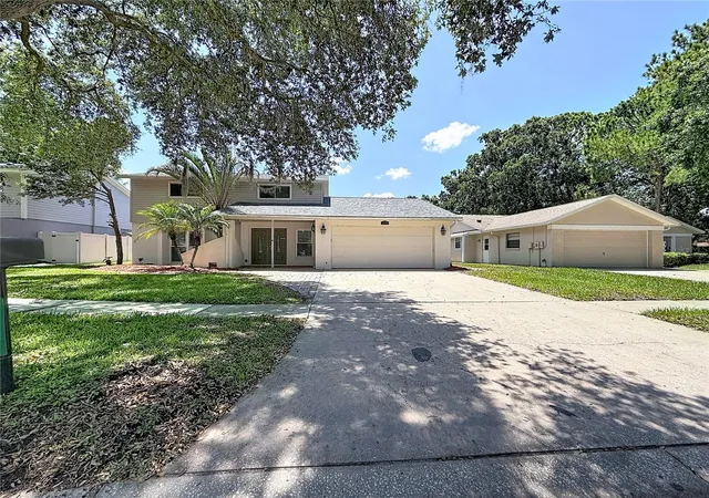 Photo 2 of Sale Pending at 15708 Woodcock Pl, Tampa, FL 33624 | MLS# TB8526152 | Listing updated on 2026-08-28