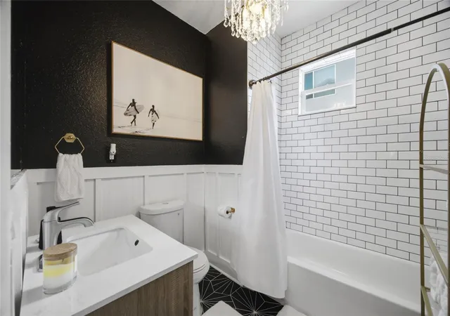 Photo 3 of Single family home for sale at 2132 W Beach St, Tampa, FL 33607 | MLS# TB8526153 | Listing updated on 2026-10-18