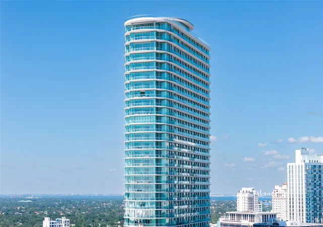 Photo 1 of Condo for sale at 400 Central Ave #1105, Saint Petersburg, FL 33701 | MLS# TB8526155 | Listing updated on 2026-10-28